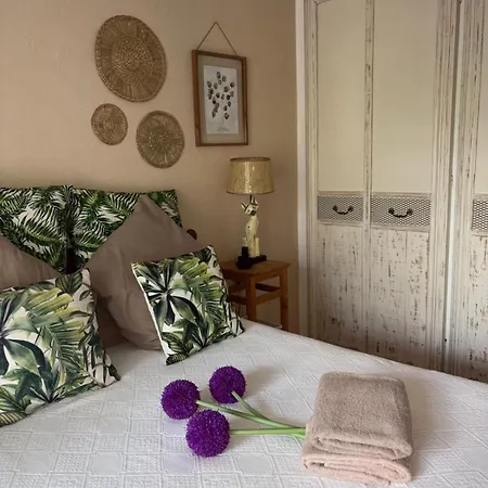 Boheme Chic Bed & Breakfast Liouc